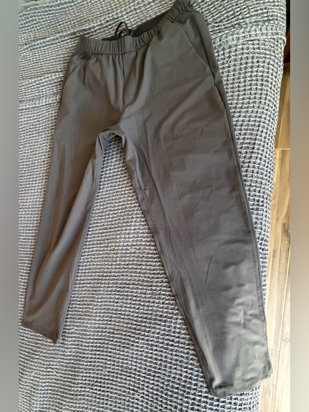 Lululemon Men’s ABC Pull On Pant - Graphite Gray Medium